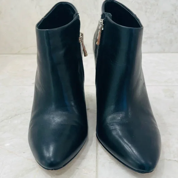 ANN TAYLOR {7.5} Black Leather Wedge Bootie Shoes Embossed "Lottie" - Picture 5 of 9